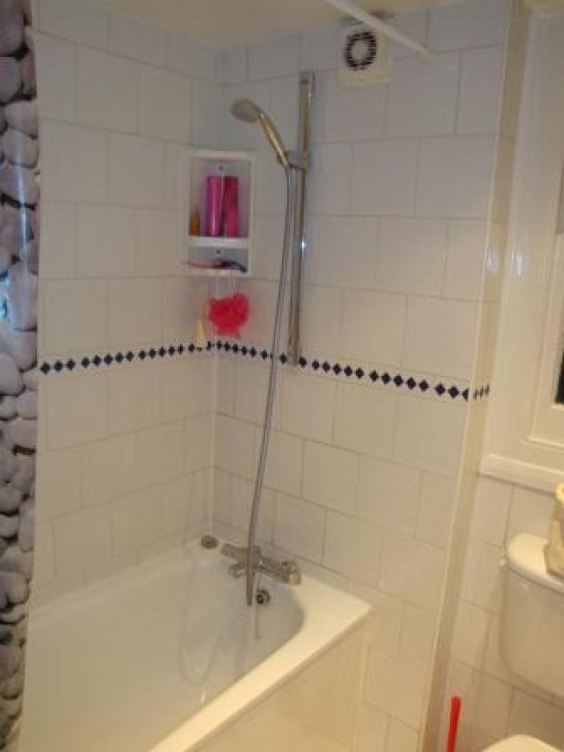 			Studio Apartment, 1 bath, 1 reception Studio			 Fordwych Road, WEST HAMPSTEAD/KILBURN